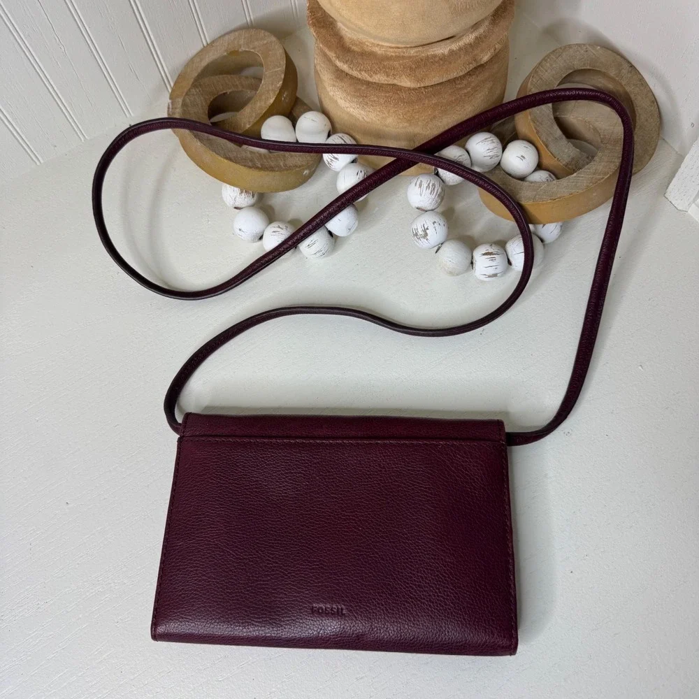 Fossil Collette String Wallet Cabernet Leather Grommet Crossbody SWL1870607 NEW